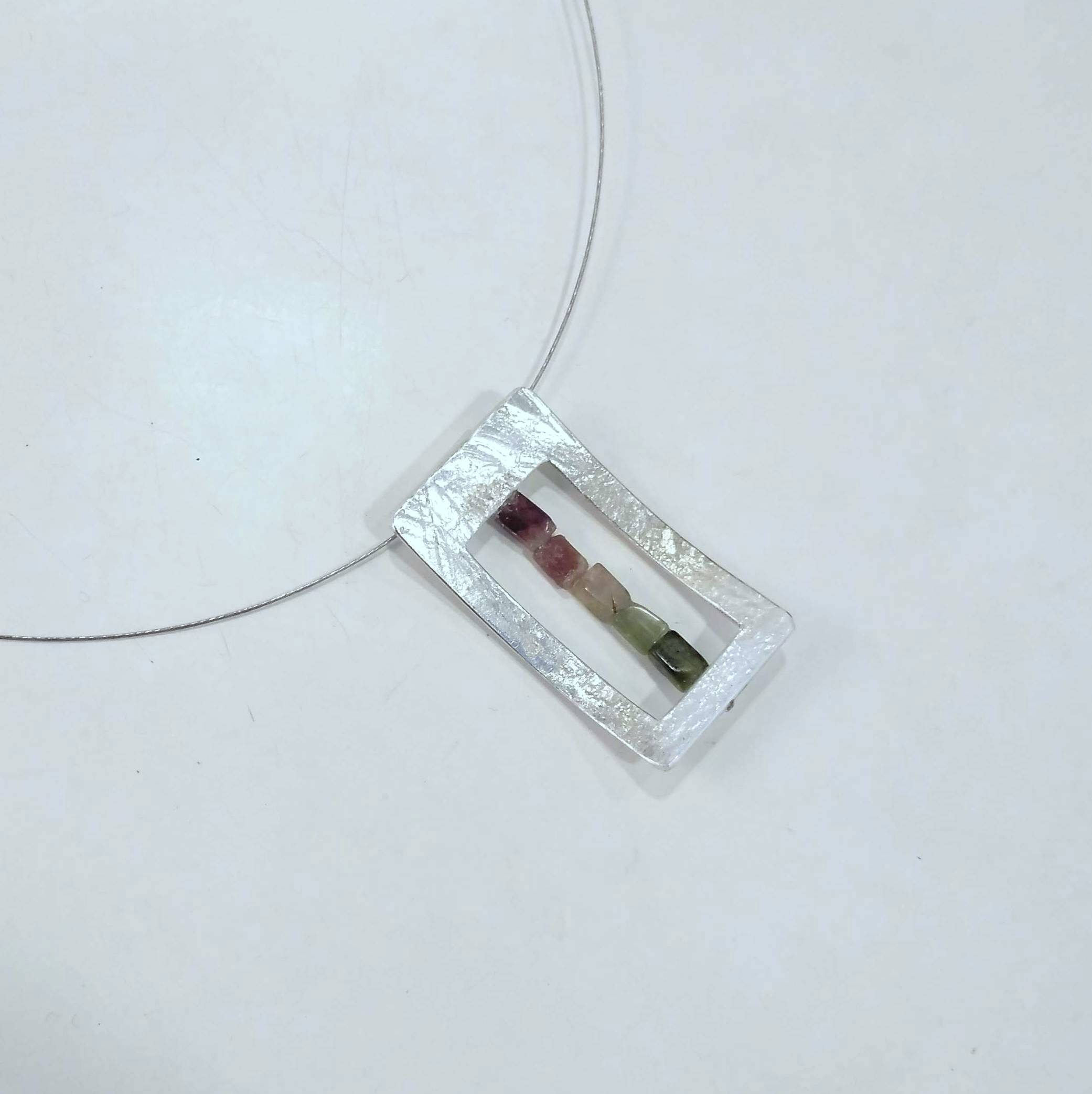 TRANSPARENT pendant 01