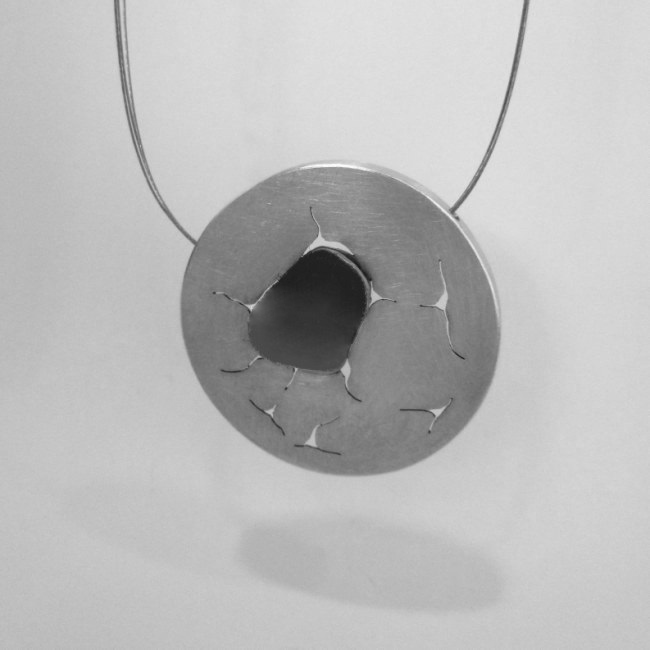 ESQUERDES pendant 02