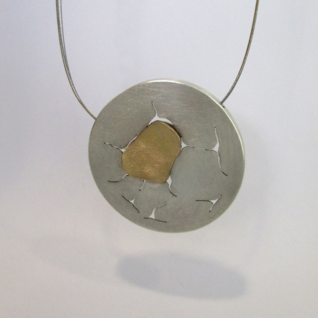 ESQUERDES pendant 01